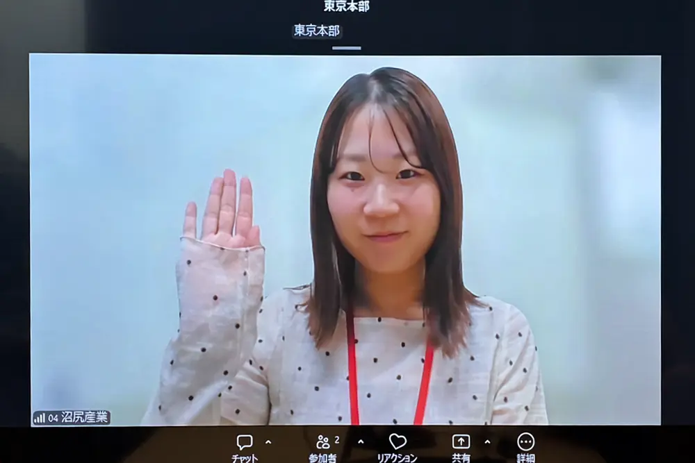 オンラインで行われたインタビューの様子。